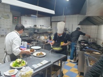 Chil-in-Hotel-Hostal-Restaurante-Valle-las-trancas-cocina-13