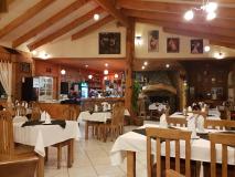 Chil-in-Hotel-Hostal-Restaurante-Valle-las-trancas-54